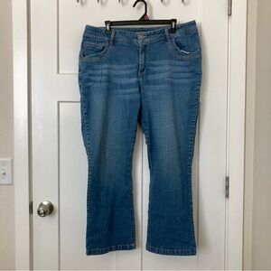 Riders by Lee Women Blue Jeans, Size 18W, Made in China.